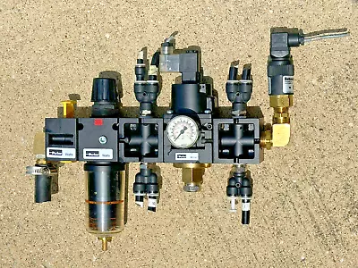 Parker Pneumatic Manifold SV105-04 B105-04WGCR/M1 SC105-04M/M2 & Relays & 1/2” • $529