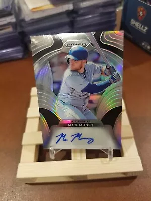 2019 Panini Prizm - Signatures #S-MM Max Muncy Silver Auto • $8.50