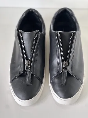 $43 • Buy Zara Men Leather Shoes Size 10.5 !!RARE STYLE!!