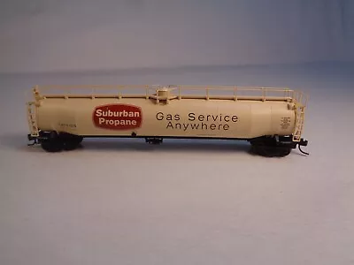 N Scale Atlas 33000 Gallon Tank Car Suburban Propane CNTX #1310 • $22