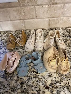 Lot If Vintage Baby Shoes • $20