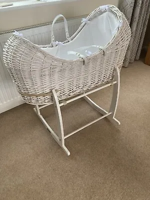£8 • Buy White Waffle Moses Basket With Rocking Stand And Bedding Claire De Lune