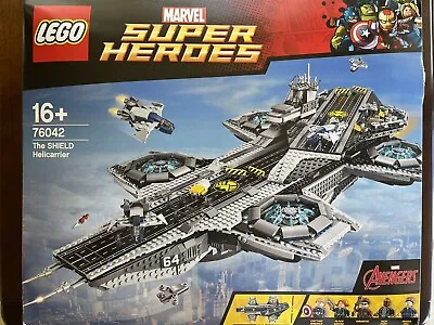 Brand New Lego MARVEL Super Heroes: The SHIELD Helicarrier (76042) • $847