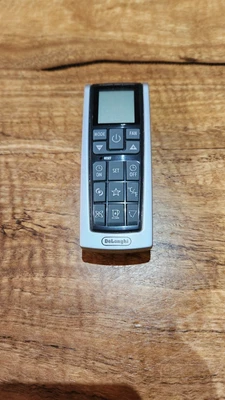 $40 • Buy DeLONGHI Air-Con PACW160B (GENUINE) Remote Control, Good Condition. ( AS NEW ) 