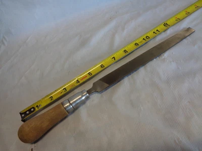 $12 • Buy Vintage McCaffrey 8  Flat File With Wood Handle