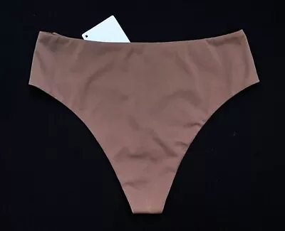 VINTAGE LA PERLA BENESSERE Dark Nude-Colored Wide-Side Thong Panty XL (IT5) • $7.99