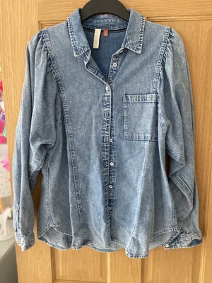 £0.99 • Buy Anthropologie Pilcro Denim Shirt M
