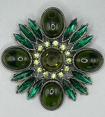 Maltese Cross Green Navette Rhinestone Vintage Gold Brooch Pin • $25