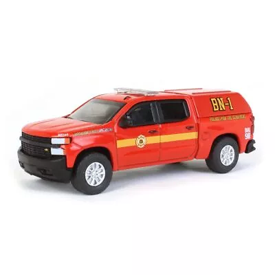 1/64 Chevy Silverado Z71 W/ Battalion Truck Cap Philly Fire Greenlight 67020-F • $11.99