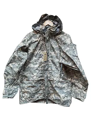Genuine US ACU Digital Camo ECWCS Gore-Tex Parka Jacket Size Small/Short #654 • £79.95
