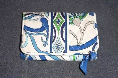 VERA BRADLEY Wallet ONE FOR THE MONEY ~ $28 MEDITERRANEAN WHITE Paisley • $12.95