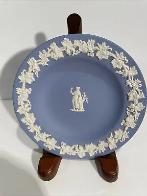 Vtg Wedgwood Blue Jasperware Plate Approx. 4.5 In. Dia. England & Display Stand • $16.85