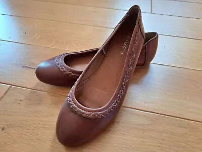 Next Women's Tan Brown Leather Slip On Ballet Pumps Shoe Size UK 5.5 • £12.99