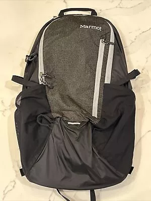 Marmot Hiking Backpack Black 3 Pockets • $59.99