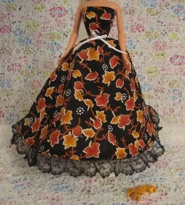 BARBIE 'FALL' Gown With Yellowish/Orange High Heels • $11.50