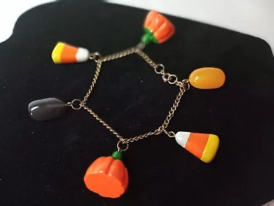 $0.99 • Buy Vintage Halloween Charm Bracelet Jewelry Brass Chain Candy Corn Pumpkin Fall 