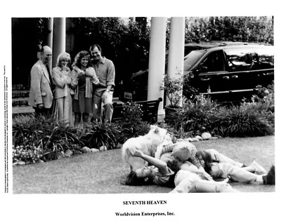 $7.99 • Buy Catherine Hicks Seventh Heaven 8x10 Original Photo #V1967