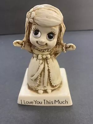 R&W Berries CO’s 1976 I Love You This Much Figure  • $10
