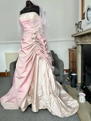 £110 • Buy Vintage Justin Alexander 8237 Wedding Dress Size 10, Veil And Tiara Included