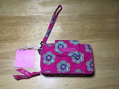 NWT Vera Bradley Smartphone Wristlet 2.0 In Pink Swirls Flowers Retired: Fall 14 • $22