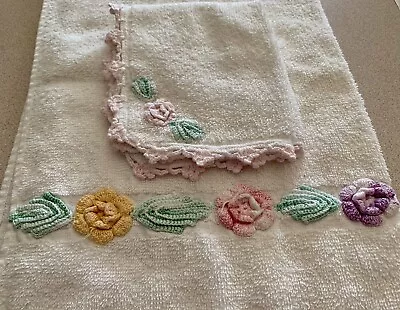 True Vintage Cannon Bath Towel/Washcloth Set Embroidered Flowers And Trim • $9.99