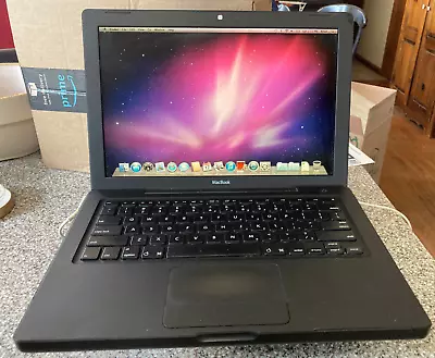 2006 Apple MacBook  Core Duo  2.0 13  A1181 (Black) MA472LL/A - WORKING • $50