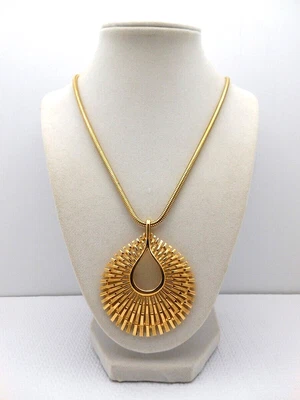£29.92 • Buy Vintage Crown Trifari Brushed & Polished Gold Plated Sunburst Pendant Necklace
