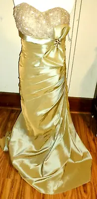 Alyce Designs VTG Gold Lame W/ Sequins Gown Mardi Gras/New Years Sz 10 Clings! • $77
