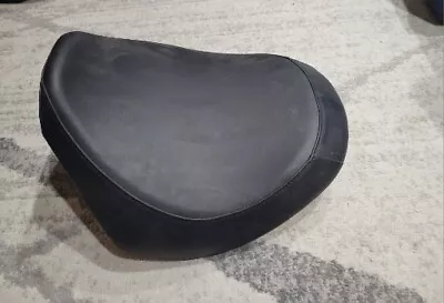 Suzuki Boulevard M109R / VZR1800 Front Driver Seat OEM Black Leather 06-22 • $99.99