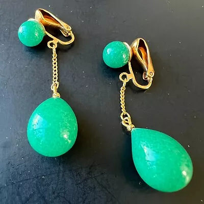 Vintage Jade Green Peking Glass Drop Dangle Gold Tone 1960s Clip Earrings A22 • $6