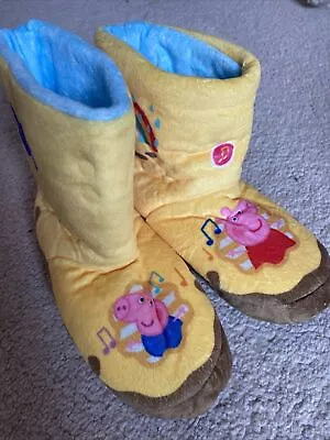 Peppa Pig Slippers Boots Muddy Puddles Size 10  • £10.99
