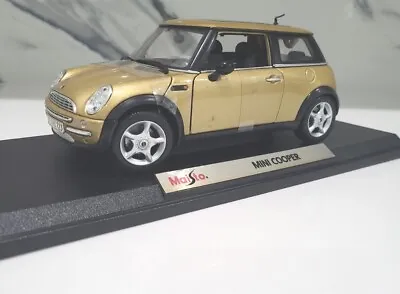 MAISTO Mini Cooper 1:18 Model Car Silver/Black Special Edition • $20