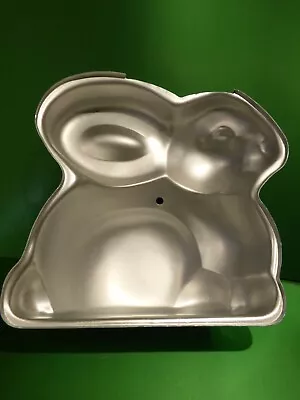 Vintage 2004 Wilton Double Sided 3-D Easter Bunny Cake Pan • $8.99