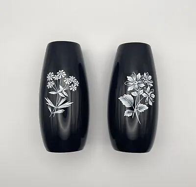 Pair Of Wade Posy Vases - Good Condition - Black With White Flowers  • £18.99