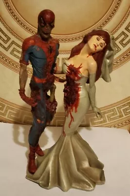 Diamond Select Marvel Milestones Zombie Spider-Man & Mary Jane Statue  • $259