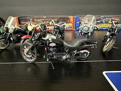 Maisto 1/24 Scale Harley Davidson Diecast Bikes Lot Of 6. Free Shipping  • $35