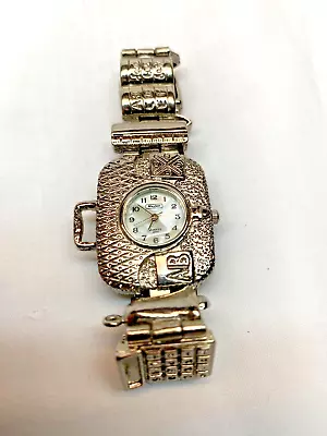 Vintage Teachers/Education Themed Silver Tone Mayfair Accutime Quartz Wristwatch • $27.50