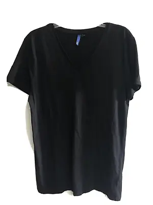 H & M Black T Shirt L Men Women Unisex Pullover  V Neck Cotton Stretch Divided • $10