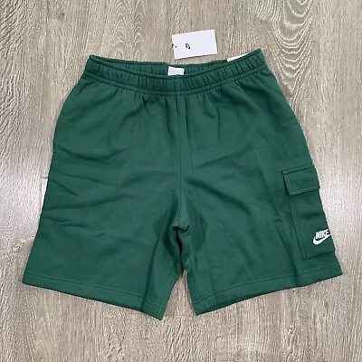 NIKE Sportswear Club Cargo Fleece Shorts (cz9956-341) GREEN MEDIUM • $85.92