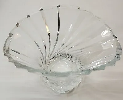 Vintage Mikasa Flores Flair Crystal Glass Bowl Vase Centerpiece Dinner • $19.96