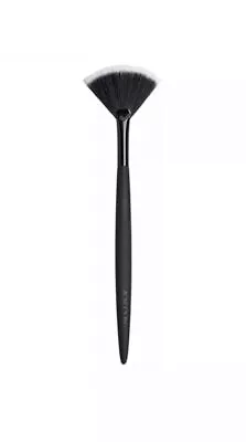 Avon Face Fan Brush - Makeup Application - Vegan Friendly - SEALED  • £3.49