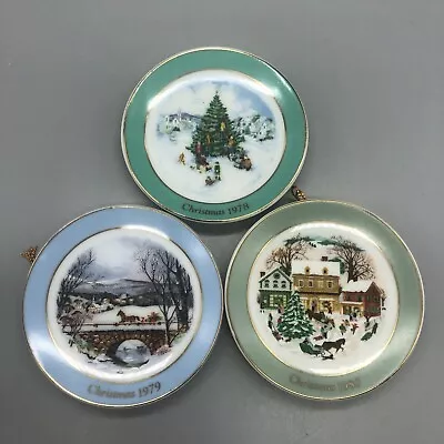 Vintage Avon 89 Mini Plate Collection Reproduction 78 79 80 Christmas Ornaments • $7.90