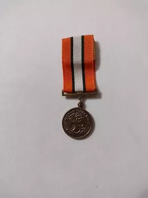 Multinational National Force Medal  Miniature Nip :ky23-4 • $9.85