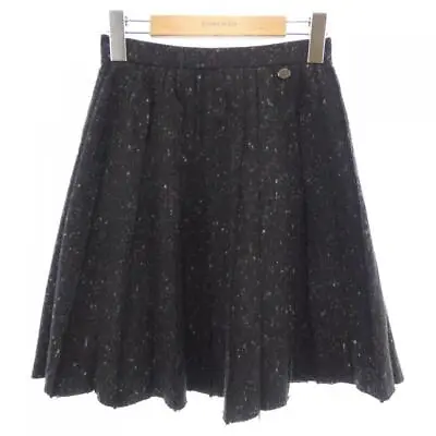 Authentic CHANEL Skirt  #241-003-455-6875 • £192.60