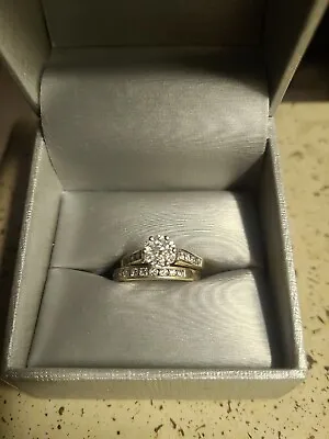 $177.50 • Buy Zales Diamond Engagement Ring Size 7 With Diamond Bond
