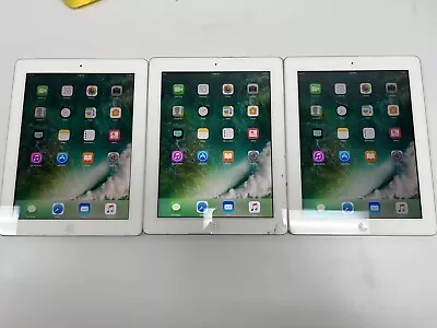 Apple IPad 4th Gen 9.7  16GB Wi-Fi - White [Cracked Screen 3PC LOT] 🔥🔥 • $49.99