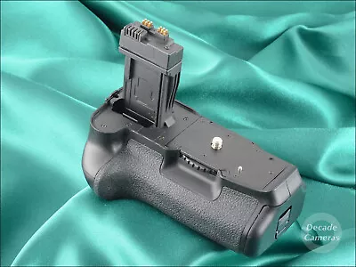 Battery Grip BG-E8 For Canon Digital EOS 550D 600D 650D & 700D • £28.99