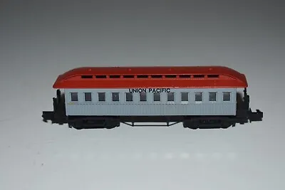 N Scale Arnold Union Pacific Overland Passenger Coach C38397 • $17.99