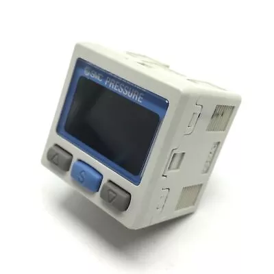 $45 • Buy SMC ZSE30AF-N01-P Digital Vacuum Pressure Switch, 12-24VDC, -100 To 100kPa, PNP