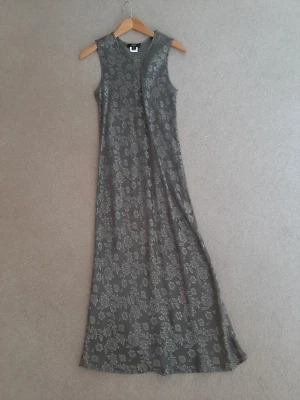 £25 • Buy Beautiful Whistles Maxi Dress And Matching Jacket